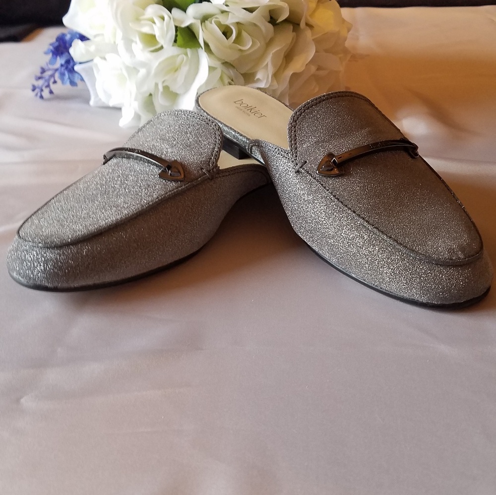 Botkier Clare Slides
